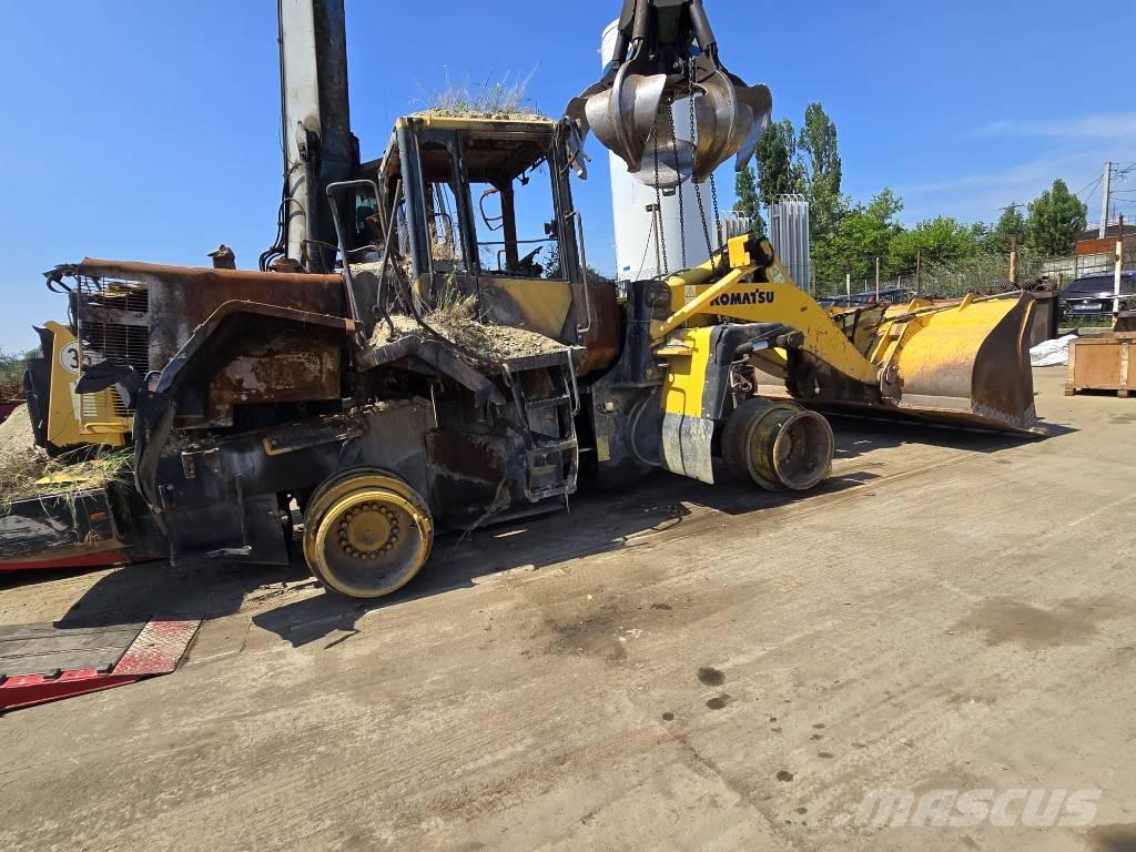 Komatsu 380-6 Transmissăo