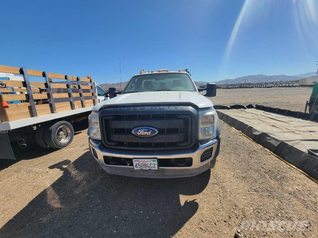 Ford F 550 XL Camiões Municipais / Uso Geral