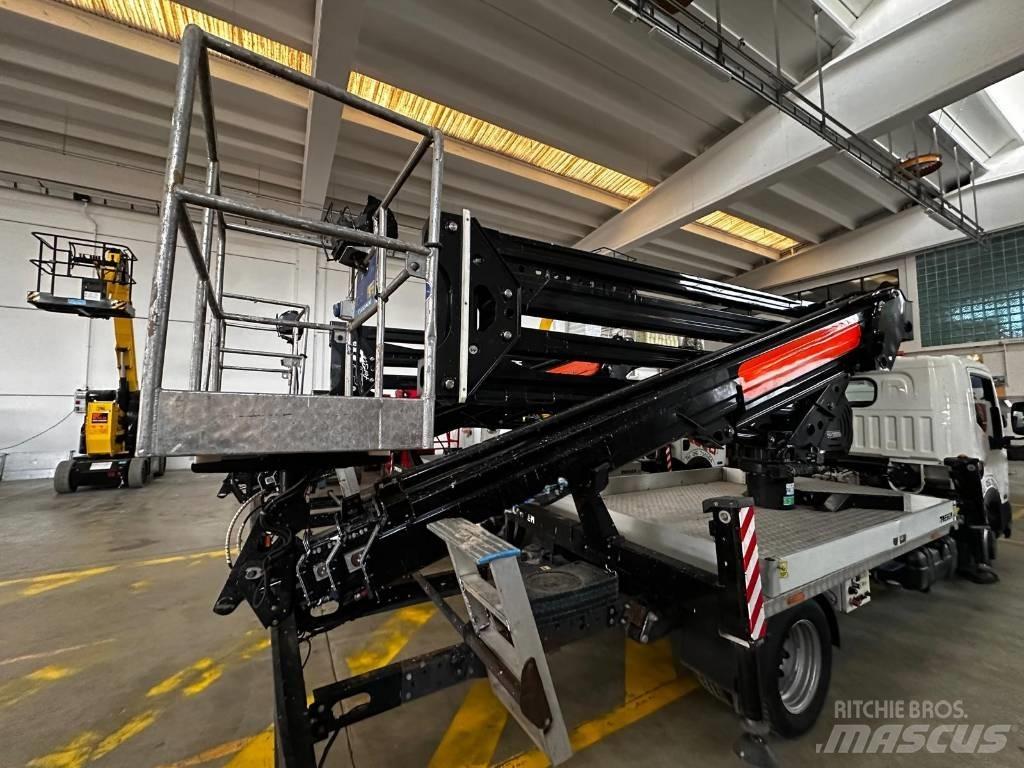 Socage 28 metri Plataformas aéreas montadas em camião