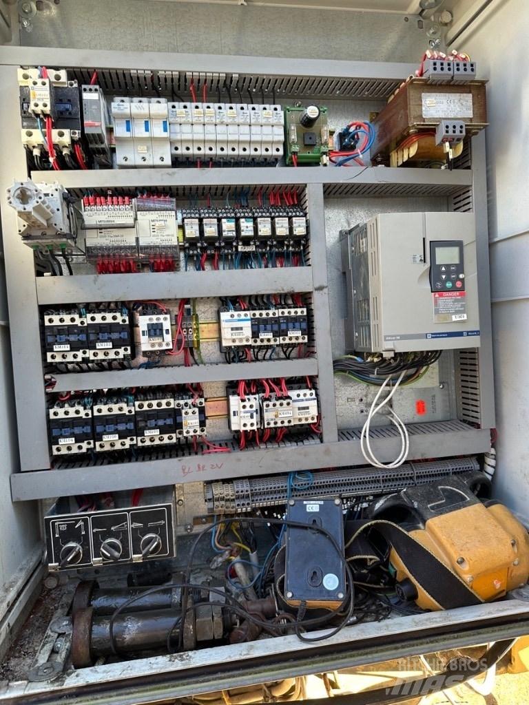 Comedil CBR 32 Auto-gruas