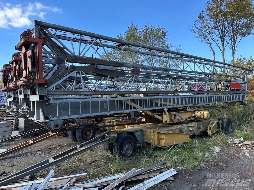 Comedil CBR 32 Auto-gruas