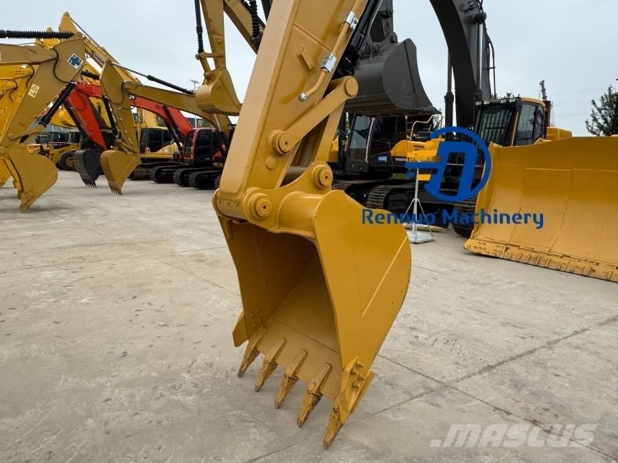 CAT 320D2 Escavadeiras de esteiras