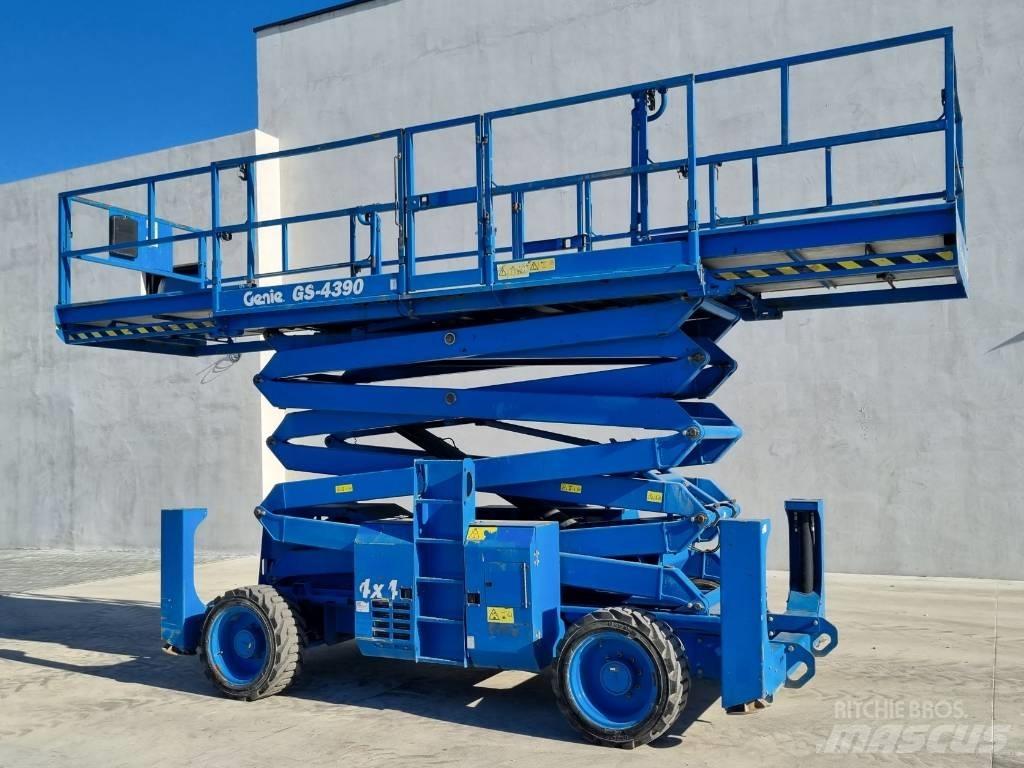 Genie GS 4390 - R284 Elevadores de tesoura