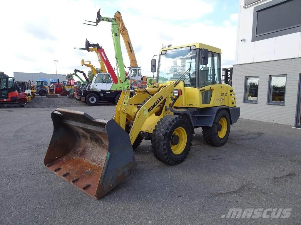 Komatsu WA65-3 Carregadeiras de rodas