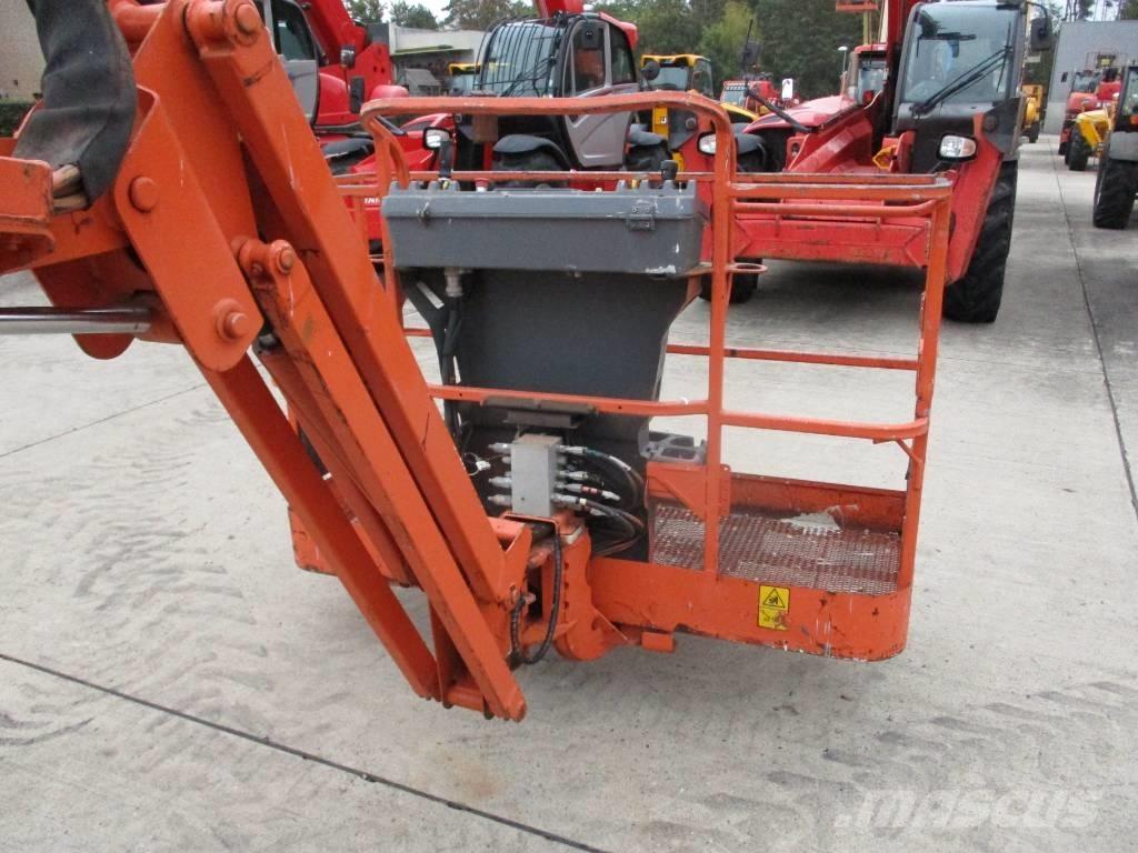 JLG 510 AJ  (557) Plataformas de braço compactas auto-propulsão