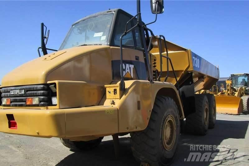 CAT 730 Caminhões articulados