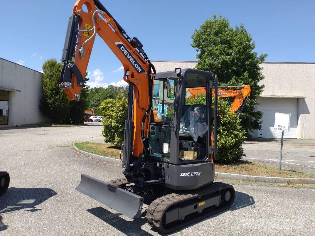 Develon DX 27 Z-7 Miniescavadeiras
