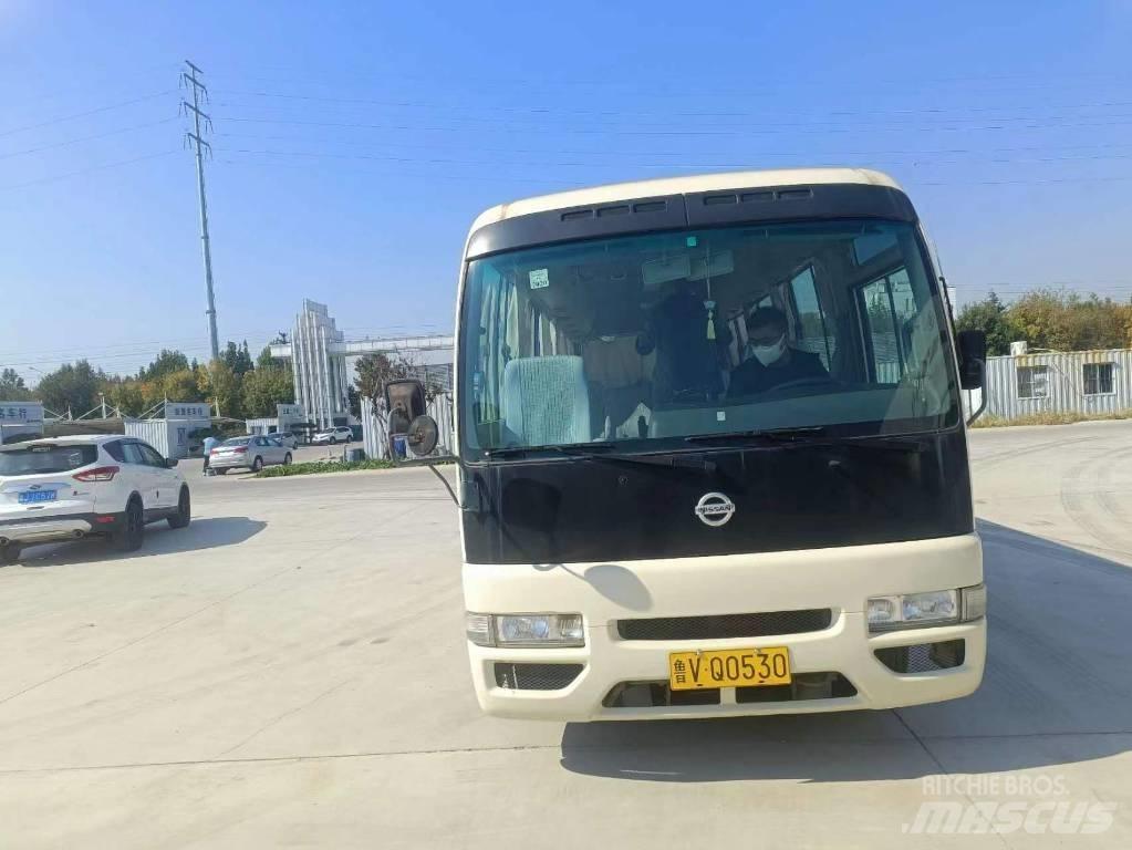 Nissan Civilian Autocarros intercidades