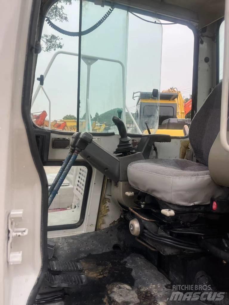 Takeuchi TB180C Escavadeiras de esteiras