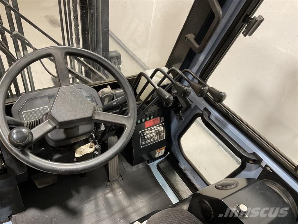 Utilev UT30P Empilhadores Diesel