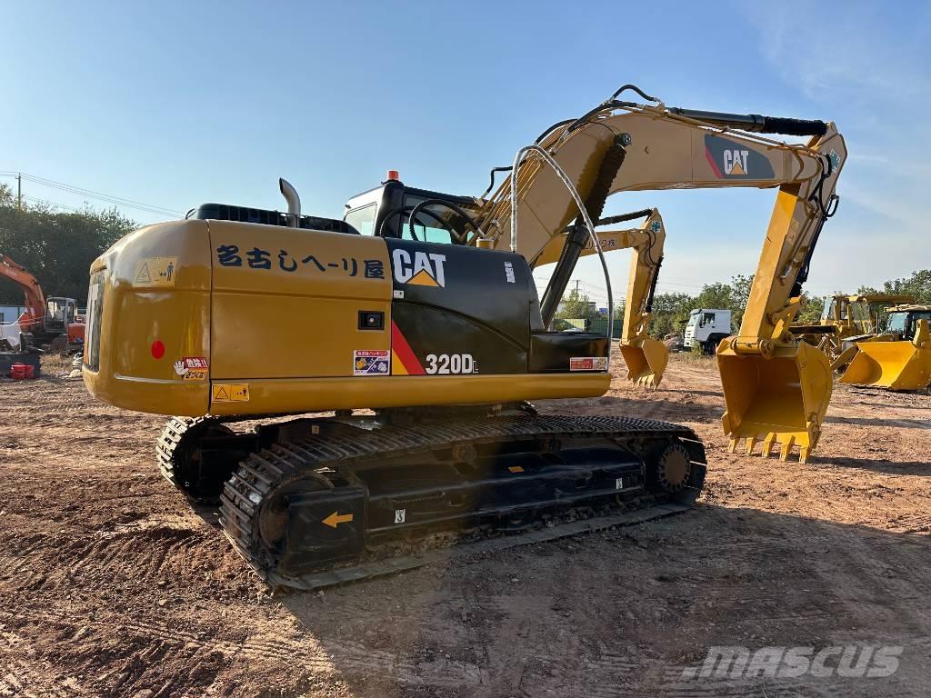 CAT 320 D L Escavadeiras de esteiras