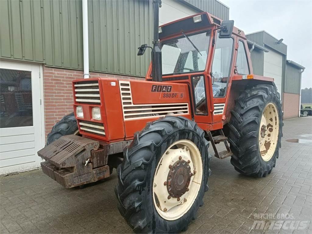 Fiat 880 DT/5 Tratores Agrícolas usados