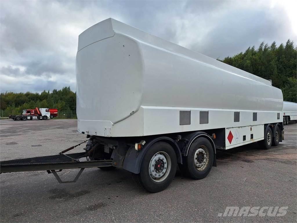  SAF/Mattila MS4 Reboques cisterna