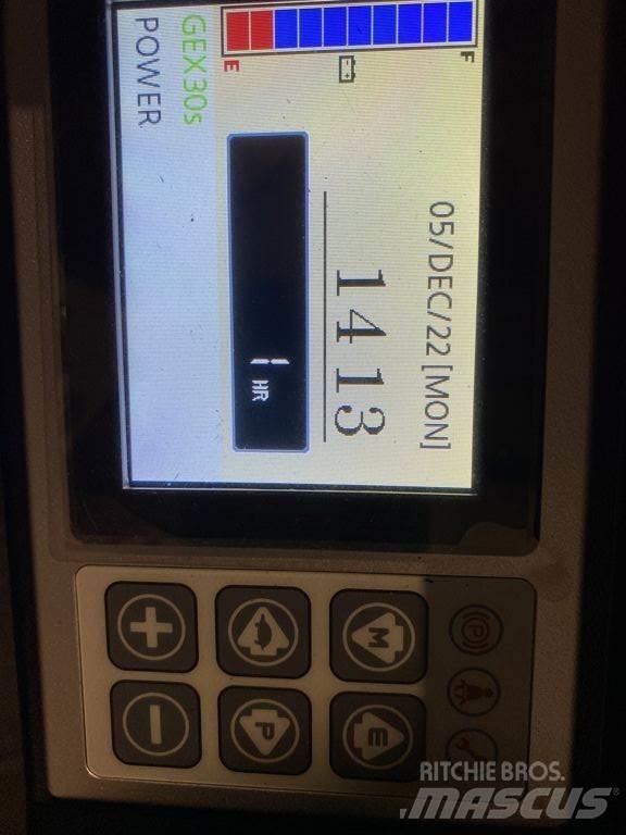 Clark GEX30 Empilhadores eléctricos