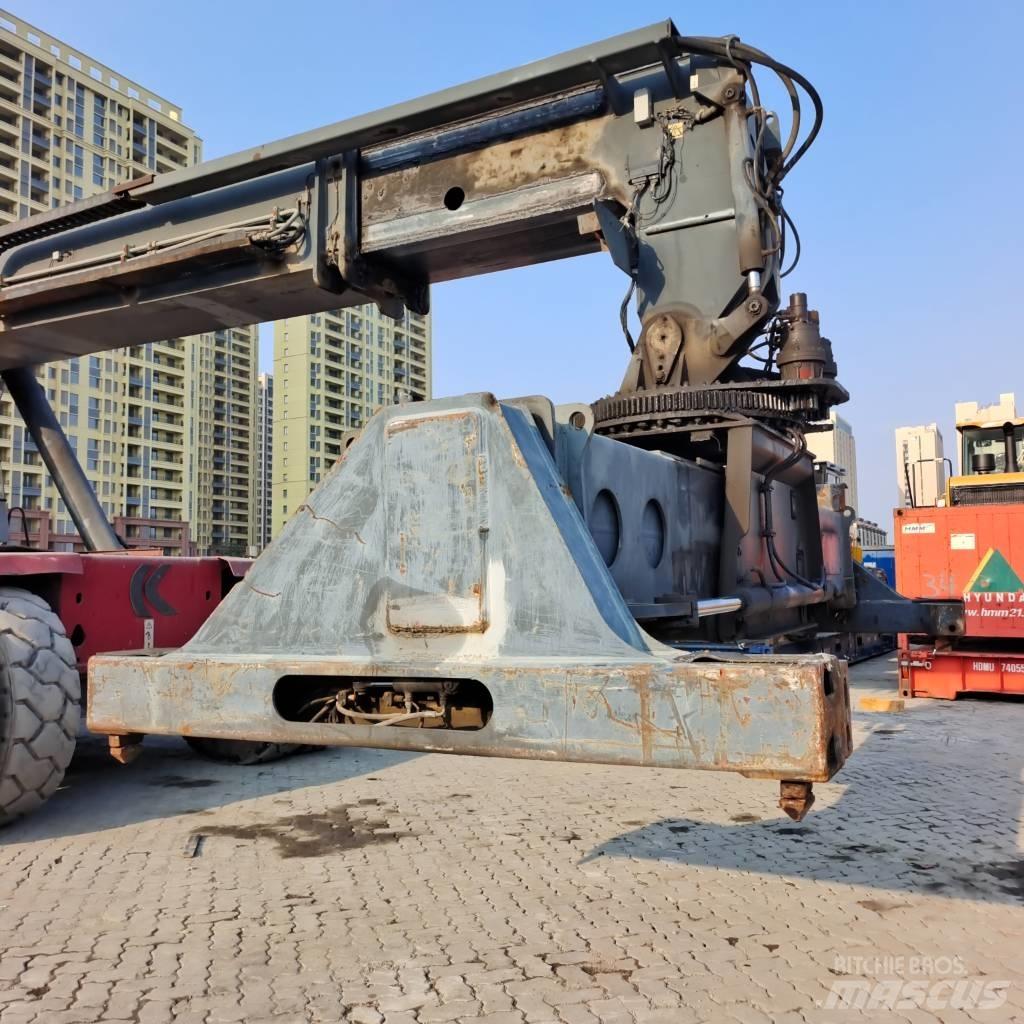 Kalmar DRD450 Guindastes móveis