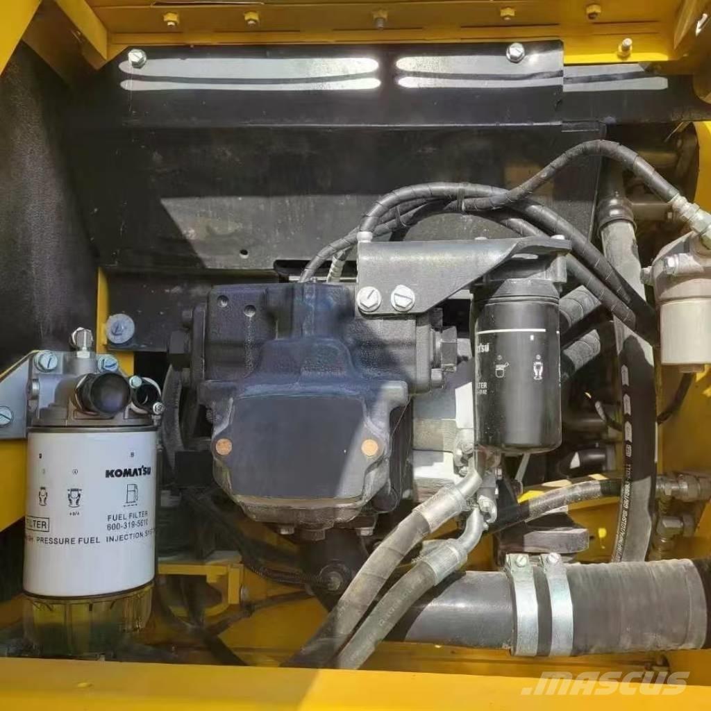 Komatsu 240LC-8 Escavadeiras de esteiras