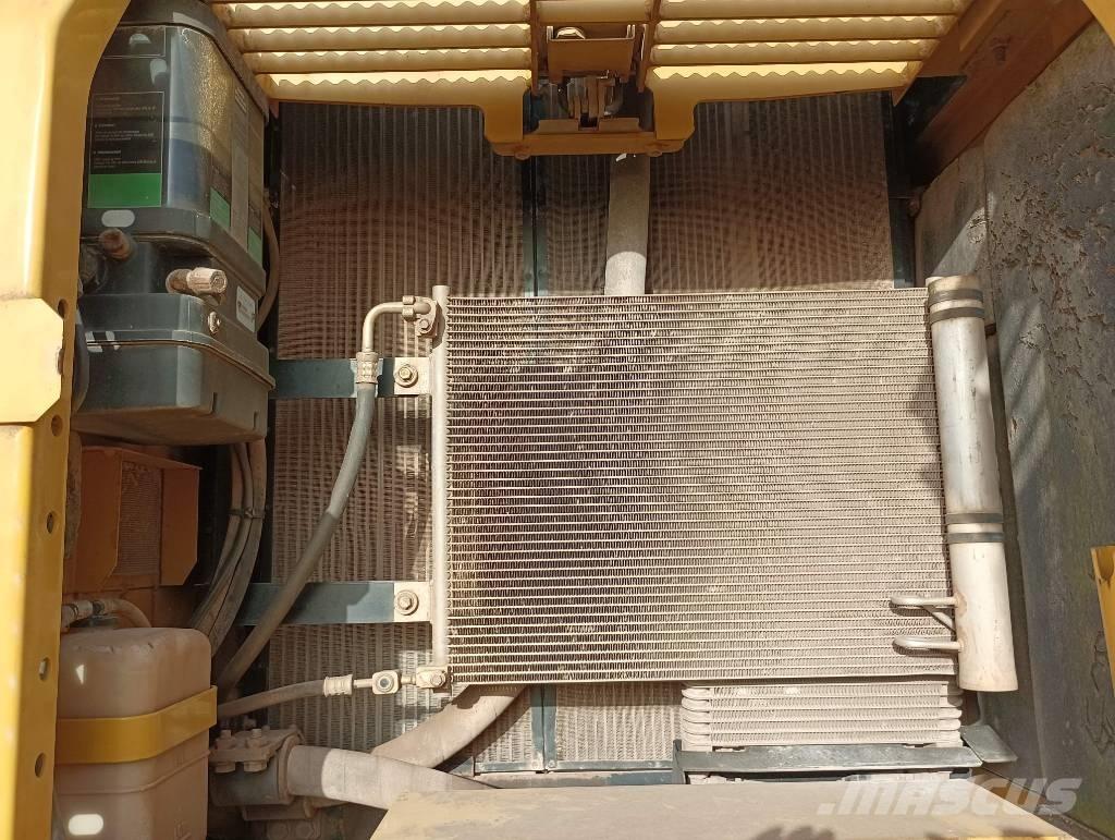 Komatsu PC 210 LC-8 Escavadeiras de esteiras