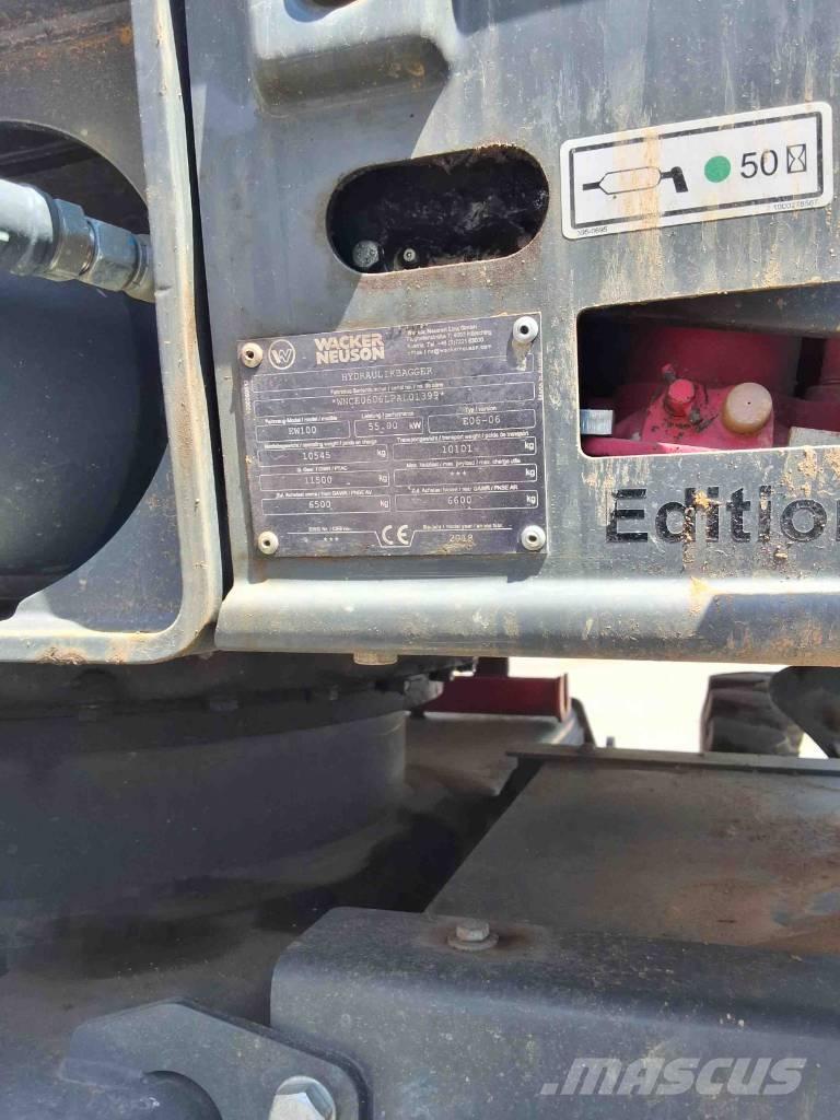 Wacker Neuson EW 100 Escavadoras de rodas