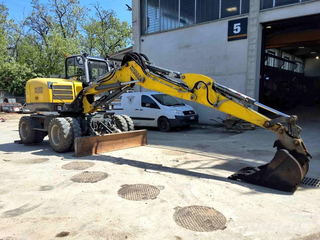 Wacker Neuson EW 100 Escavadoras de rodas