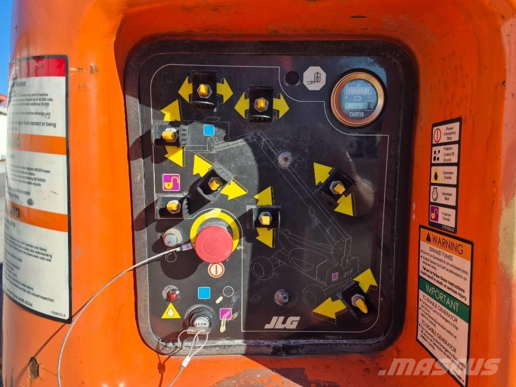 JLG M 600 JP Elevadores braços articulados