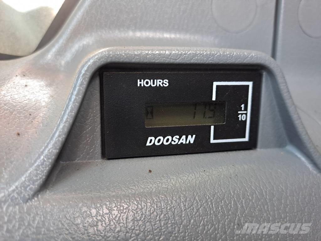 Doosan DX530LC-7M Escavadeiras de esteiras