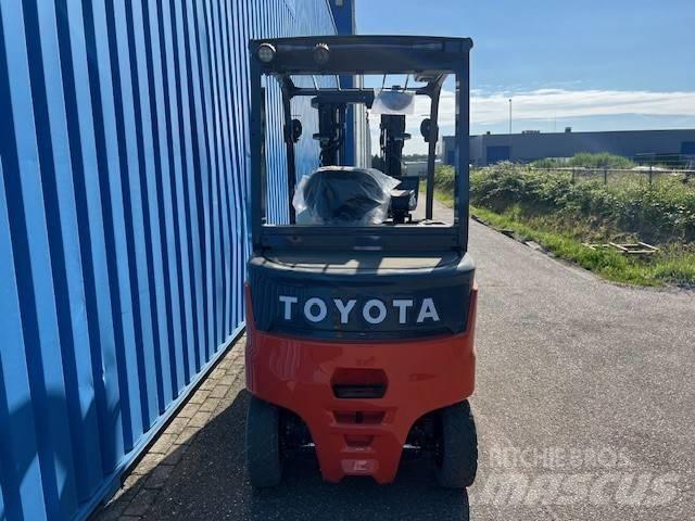 Toyota Traigo 80 Empilhadores eléctricos