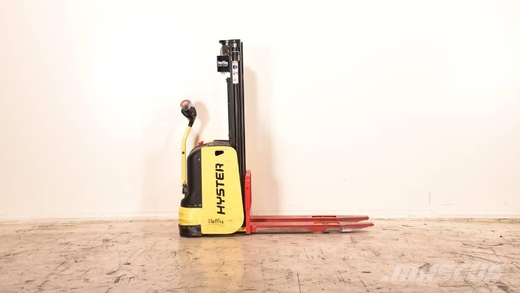 Hyster S 1.0-24 Empilhador para operador externo