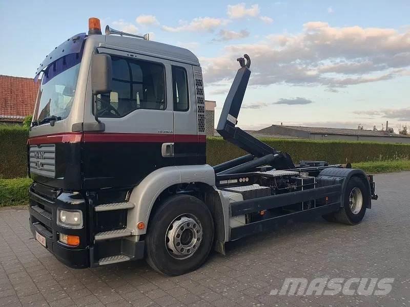 MAN TG 310 A Camiões Ampliroll