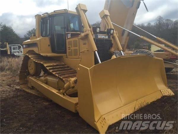 CAT D 6 R Dozers - Tratores rastos