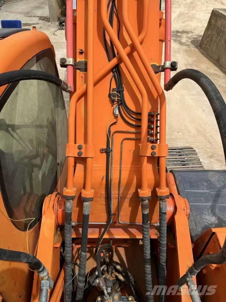 Doosan DX300LC Escavadeiras de esteiras