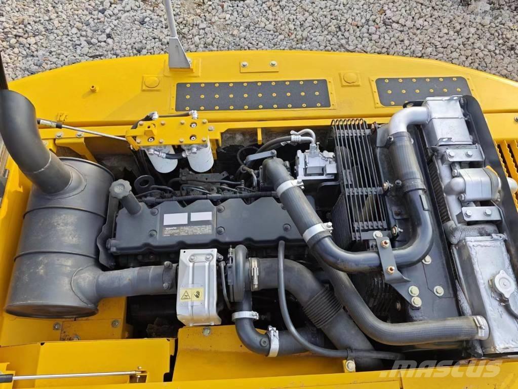 Komatsu PC 200 Escavadeiras de esteiras