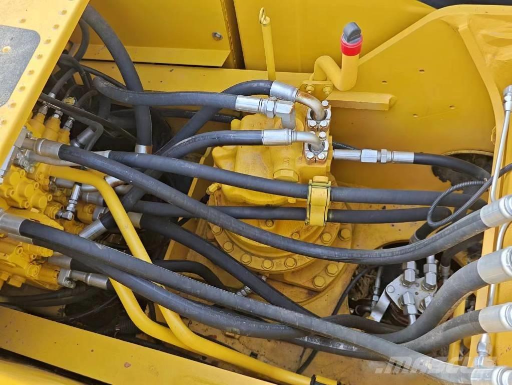 Komatsu PC 200 Escavadeiras de esteiras