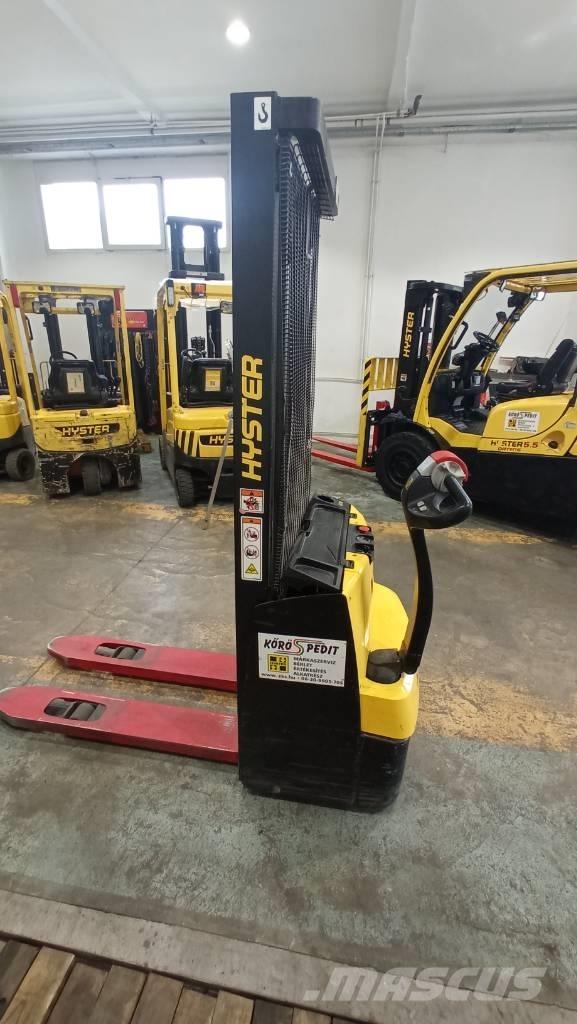 Hyster S 1.0 E Porta-paletes manuais