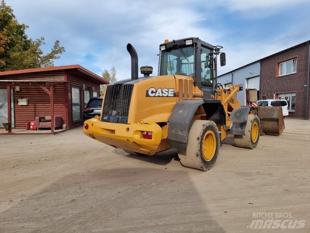 CASE 721 D Carregadeiras de rodas