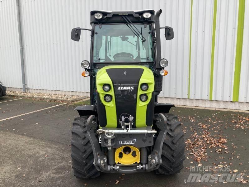 CLAAS NEXOS 240 M Tratores Agrícolas usados