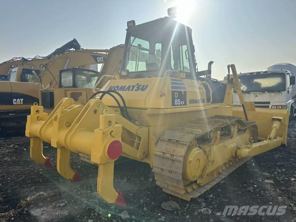 Komatsu D 85 E Dozers - Tratores rastos