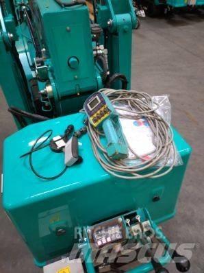 Maeda MC285-2 Mini gruas
