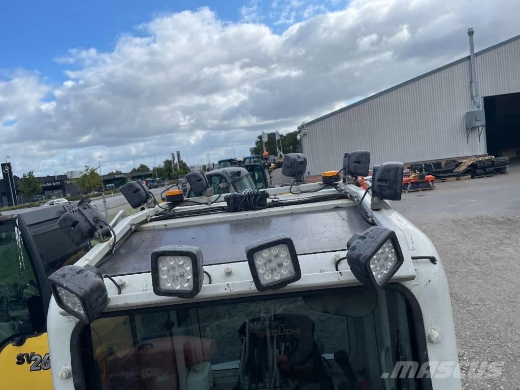 Takeuchi TB 225 Miniescavadeiras