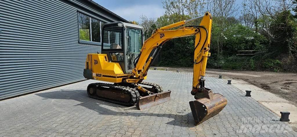 JCB 803 Miniescavadeiras