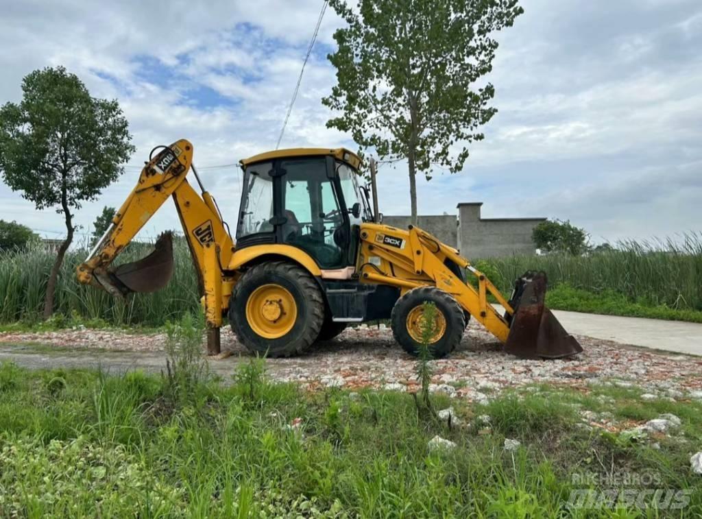 JCB 3 CX Retroescavadeiras