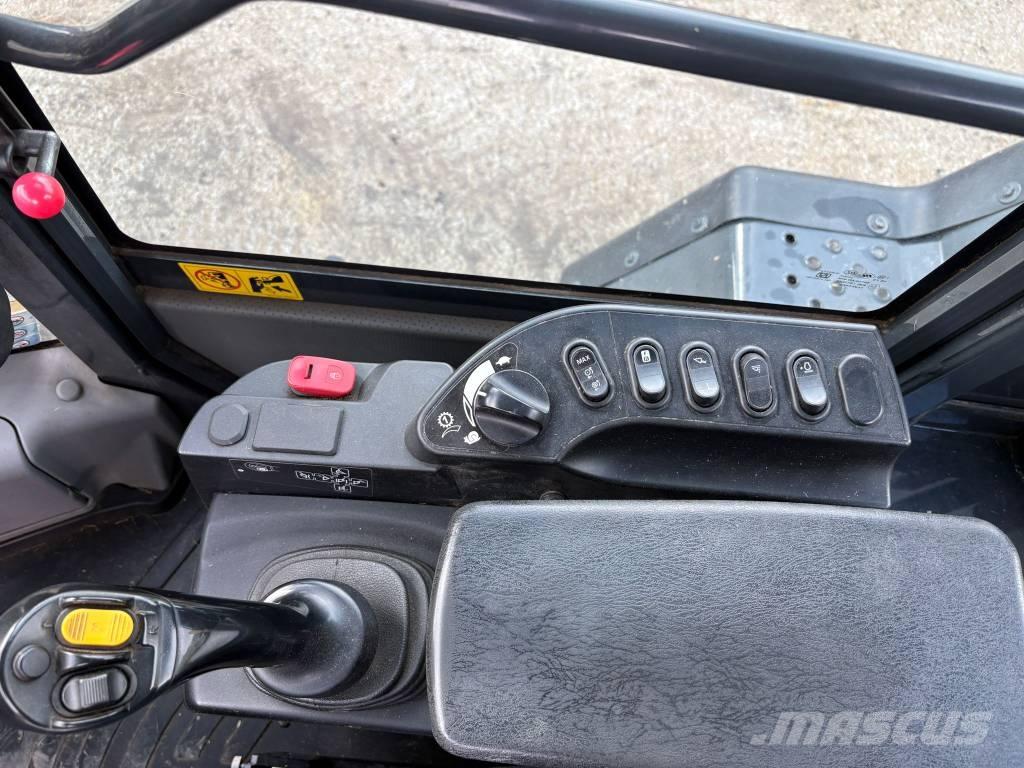 Komatsu WA320-8 Carregadeiras de rodas