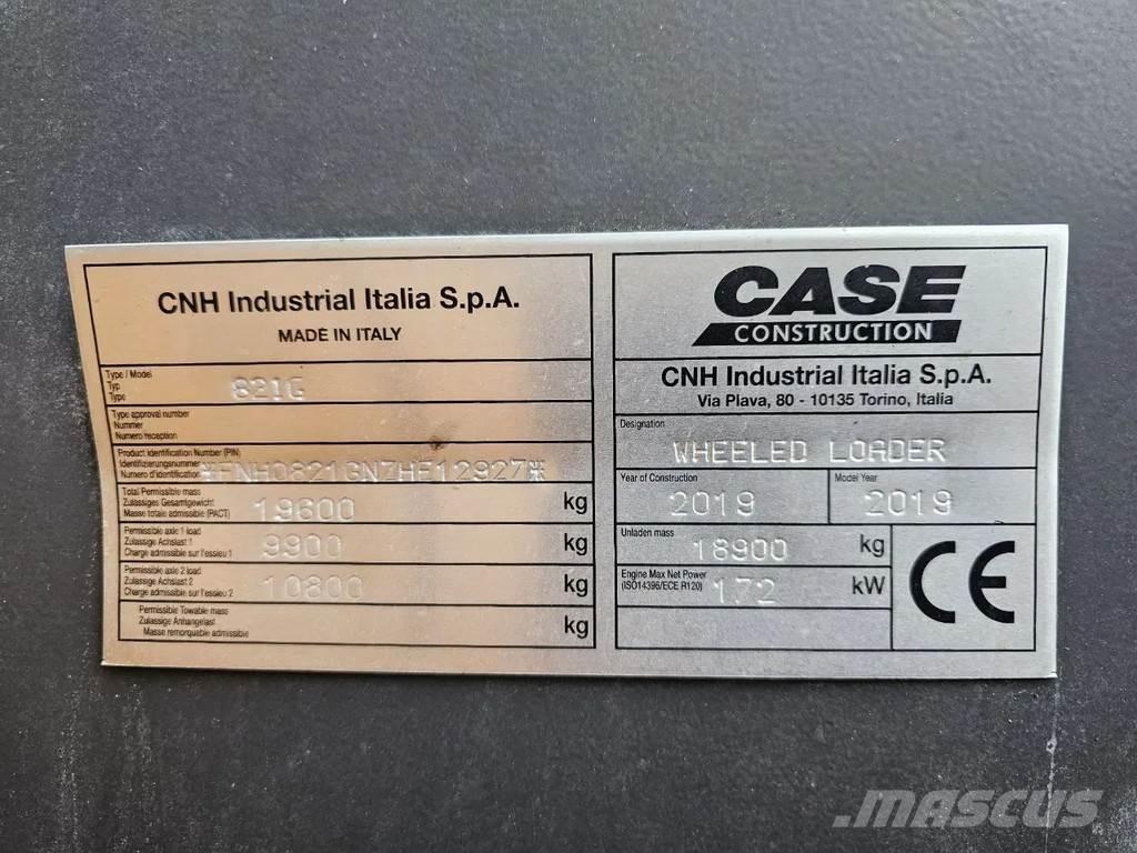 CASE 821G Carregadeiras de rodas