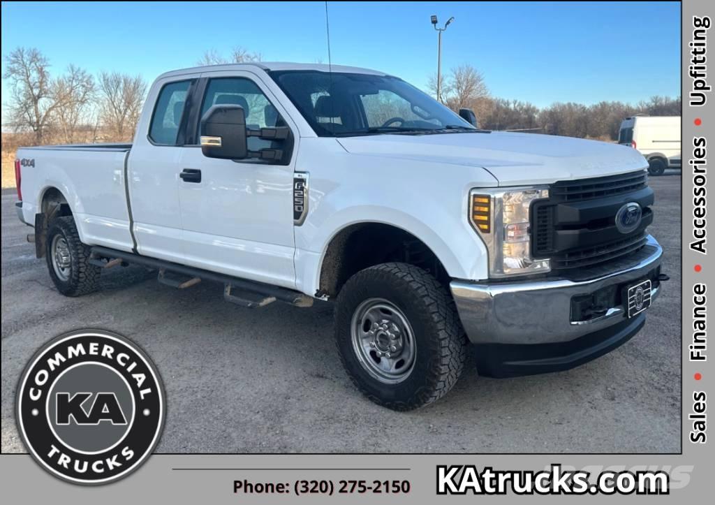 Ford F 250 XL SD Outros