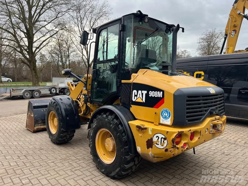 CAT 908M Carregadeiras de rodas