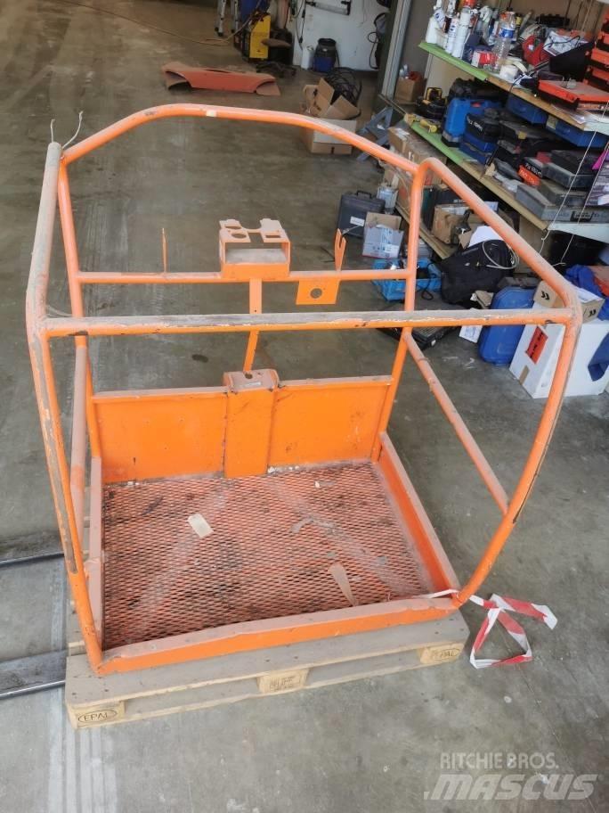 JLG Toucan 10 E Lanças e braços dippers