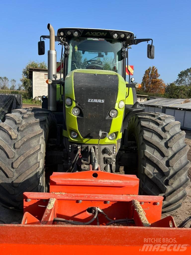 CLAAS Axion 930 Tratores Agrícolas usados