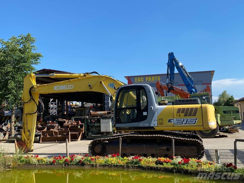 New Holland E 215 Escavadeiras de esteiras