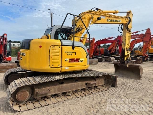 New Holland E 135 SR Escavadeiras de esteiras