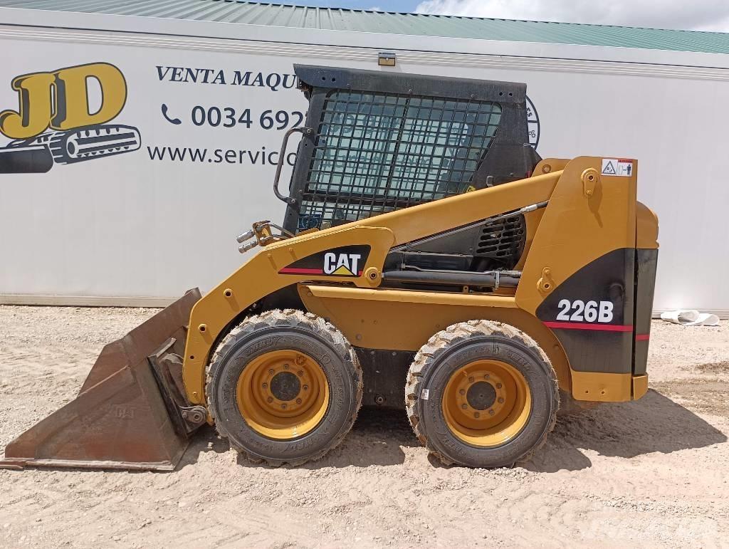 CAT 226 B Minicarregadeiras