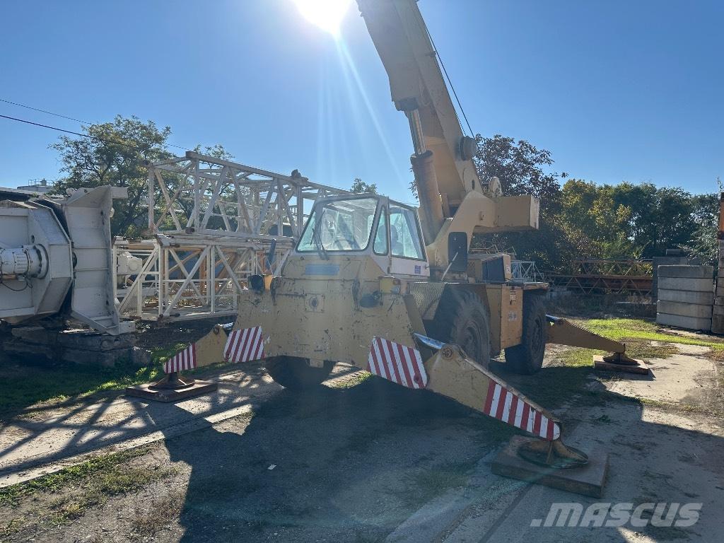 Locatelli Gril 168 F Gruas Todo terreno